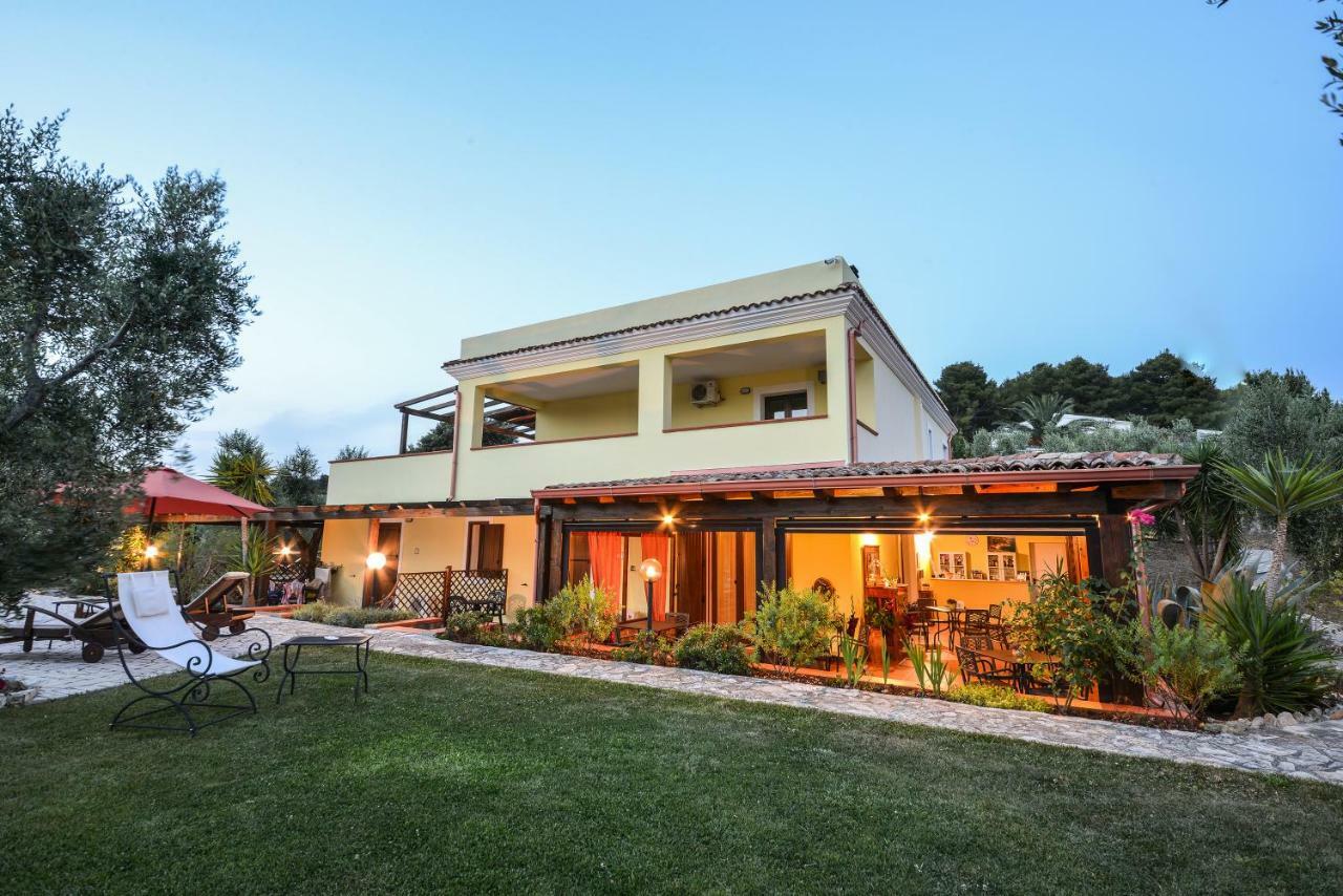 Parco Dei Limoni Casa de hóspedes Peschici Exterior foto